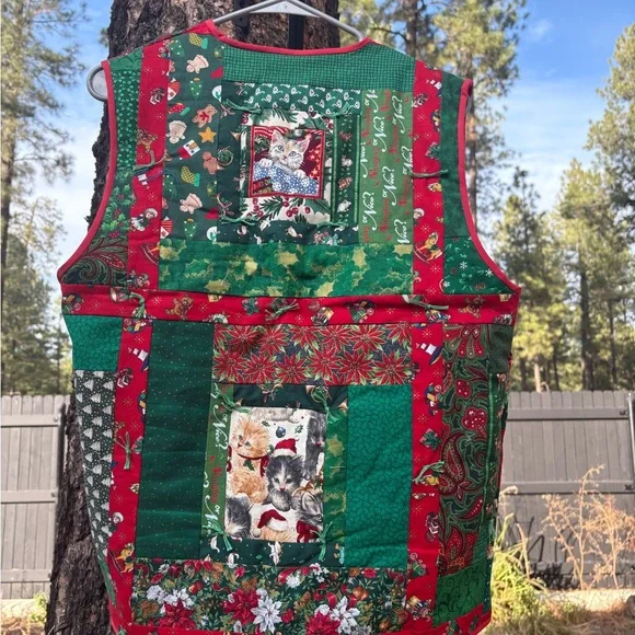 Vintage Festive Kitty  Green Women’s Vest - Picture 7 of 9